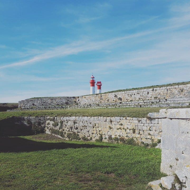 île d'Aix La Rochelle phare carrelets Charentes maritime en vadrouille