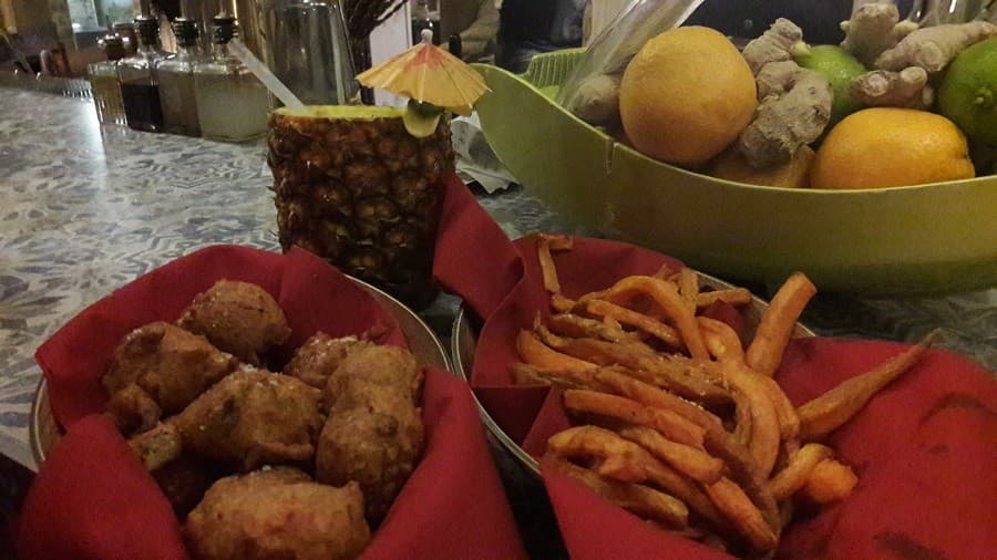 jolly rouge restaurant bar  saveurs tropicales montpellier