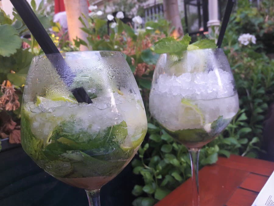 brasserie du théâtre restaurant chic montpellier