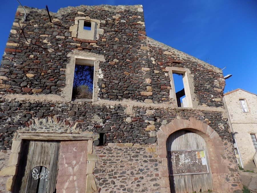 clos coustoulins séjour concept Salagou lac