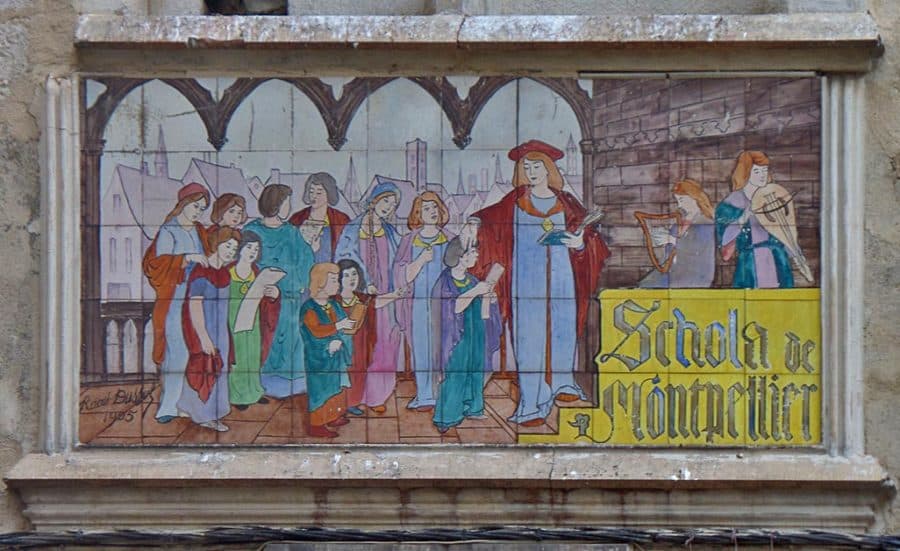 circuit dans le centre ville de Montpellier place st ravy montpellier