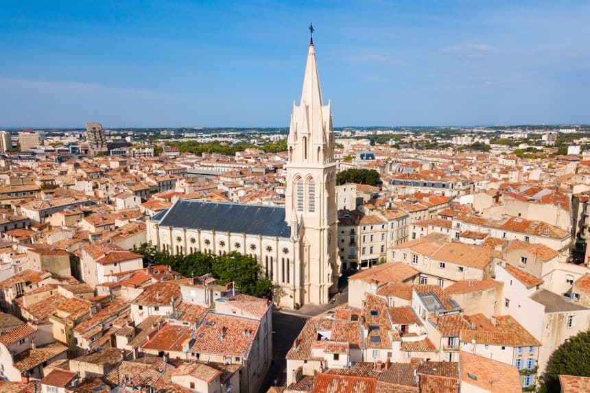 circuit dans le centre ville de Montpellier place st anne montpellier