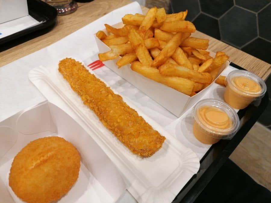 les manneken friterie belge avis plateau repas avec frites et poulet pané
