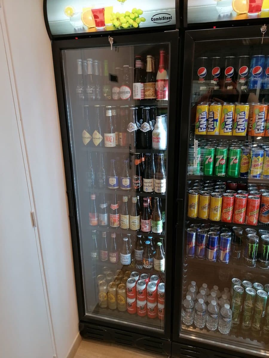 les manneken friterie belge avis frigidaire avec bières et sodas