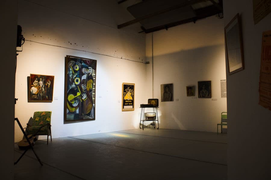 EXPO Halle Tropisme peintures, affiches